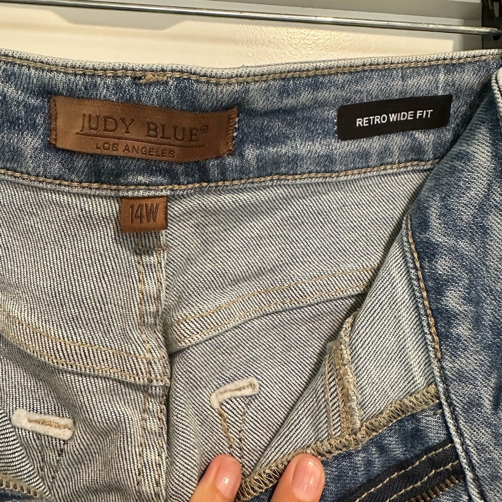 Judy Blue Retro Wide Fit Jeans